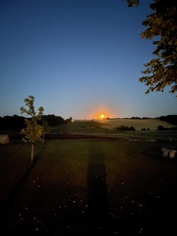 Meldbjerg Villa Stouby ภายนอก รูปภาพ