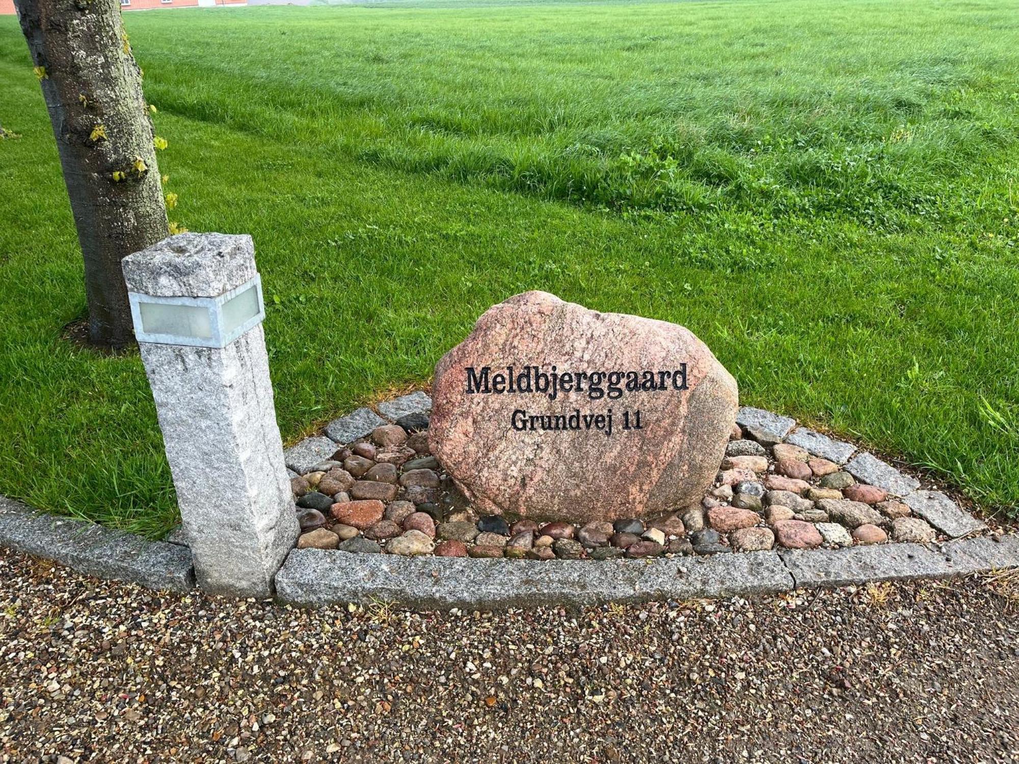 Meldbjerg Villa Stouby ภายนอก รูปภาพ